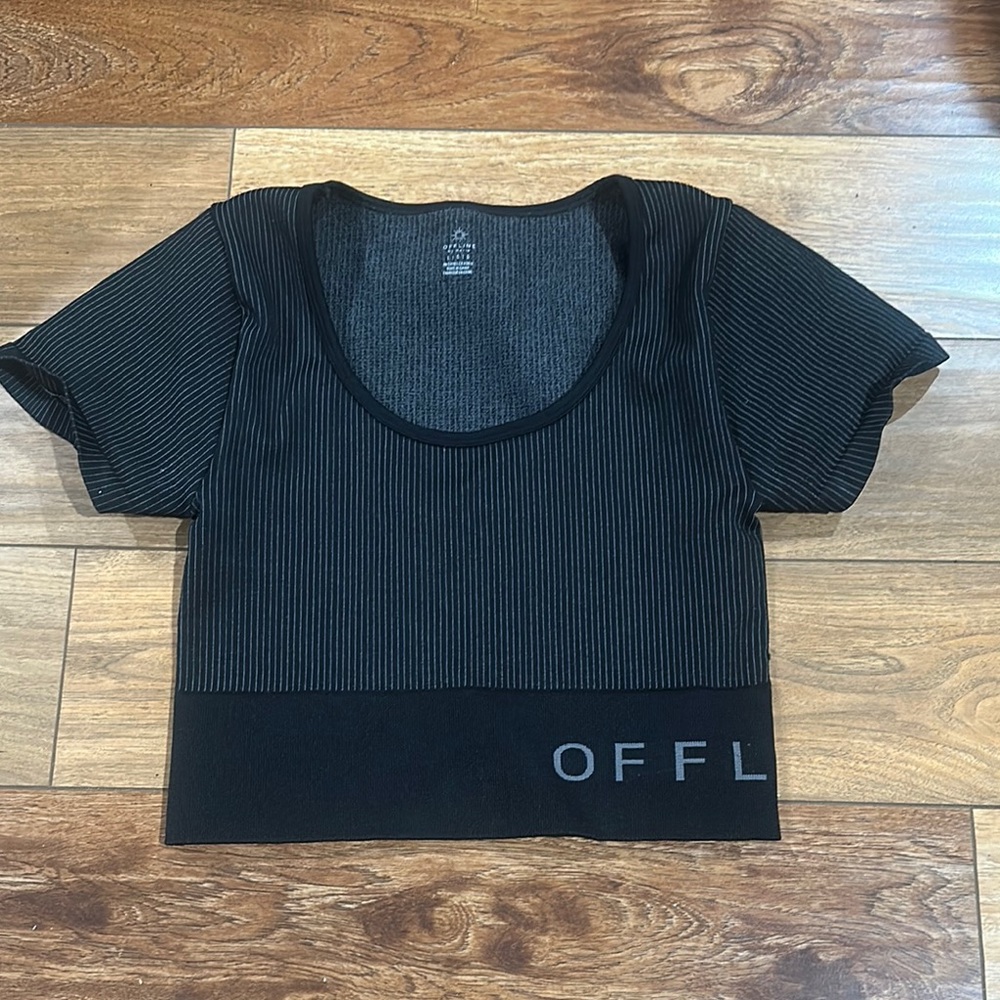 Black Fitted Crop Short Sleeve Tee